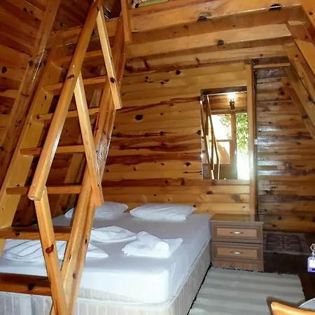 ゲストハウス Oran Pansiyon Agac Evler *